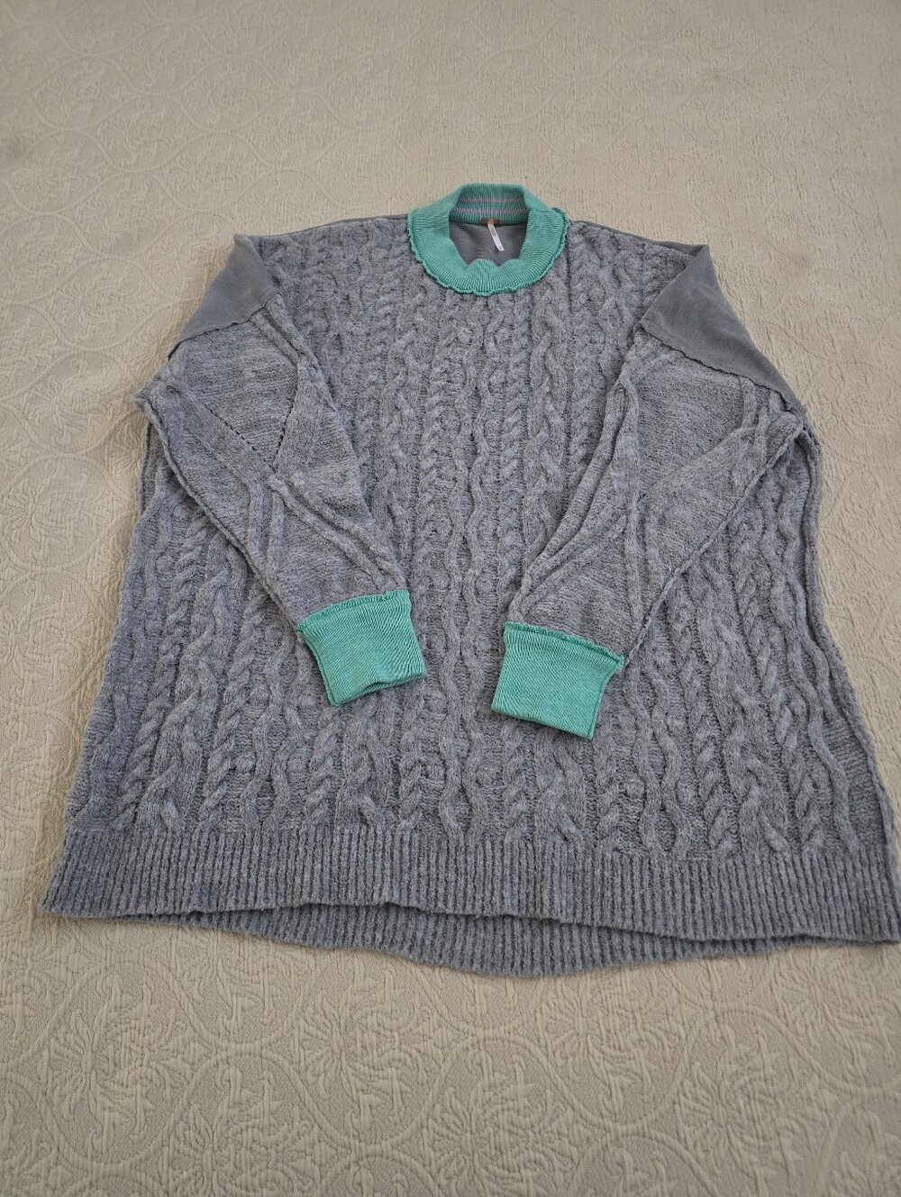 Free People Olympia Oversized Tunic Sweater SzS Cable Knit Grey/Teal&Pink Trim